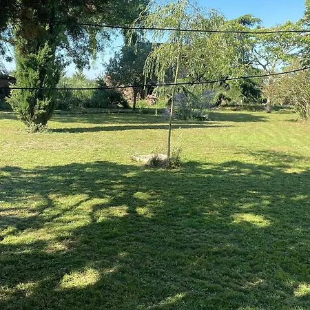 Old Farmhouse, 8 Bedrooms, Sleeps 22