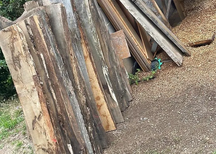 Вилла Old Farmhouse, 8 Bedrooms, Sleeps 22